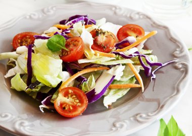 sağlıklı yaz salatası