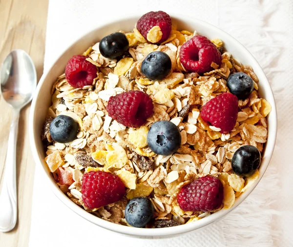 Muesli com bagas — Fotografia de Stock