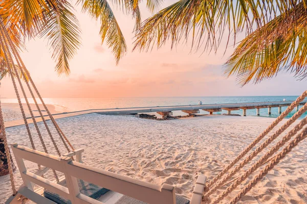 Beautiful Tropical Beach Sunset — Stock Photo, Image