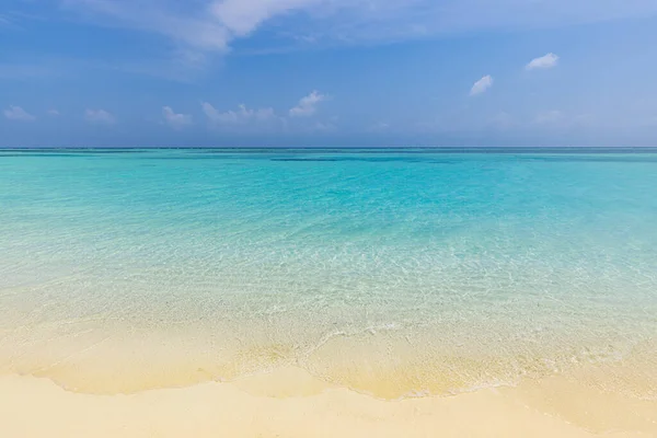 Hermosa Playa Tropical Con Cielo Azul Arena Blanca — Foto de Stock