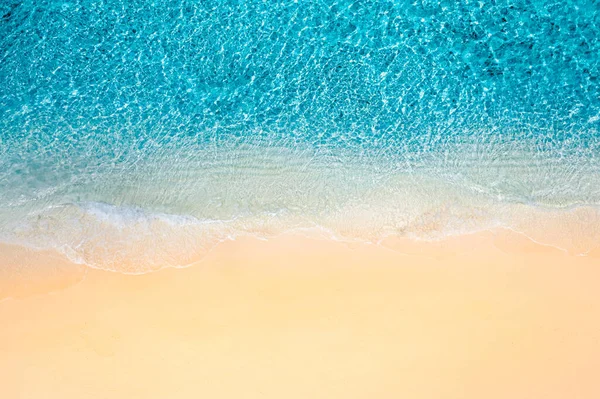 Güzel Kumlu Plaj Havadan Görünümü — Stok fotoğraf