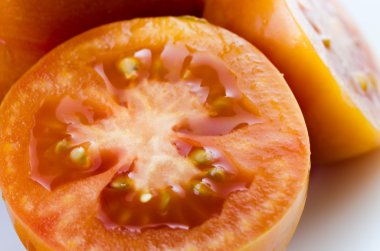 dilimlenmiş domates