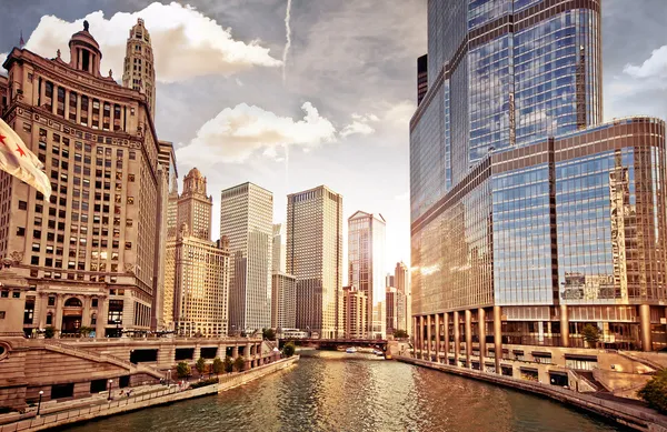 Skyline di Chicago al tramonto — Foto Stock