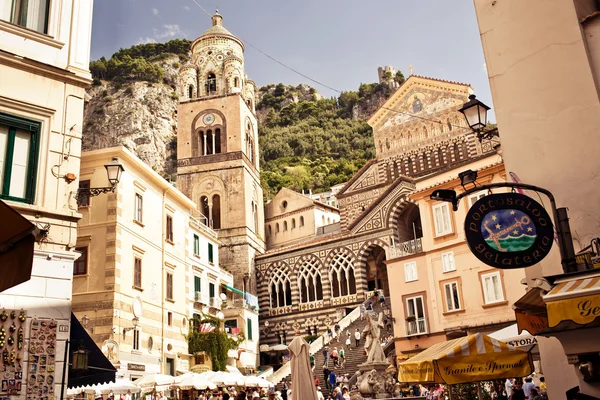 Placu katedry st andrea w amalfi — Zdjęcie stockowe