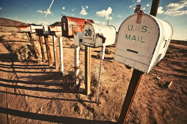 Staré poštovní schránky v USA západ — Stock fotografie