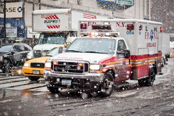 Ambulance car in New York City — Stock Photo, Image