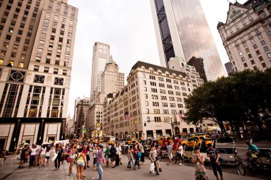 manhattan Plaza oteli