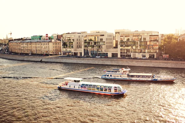 Moscow river cityscape — Stock Photo, Image