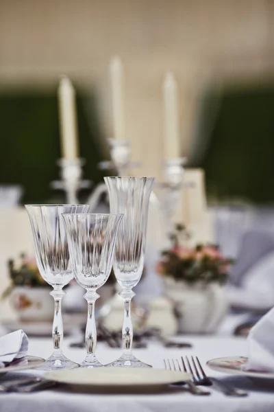 Óculos vazios no restaurante — Fotografia de Stock