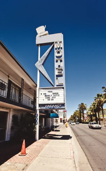 Gamla motel tecken — Stockfoto