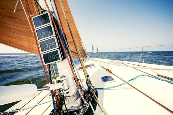 Sailing ship yachts with white sails — Stock Photo, Image