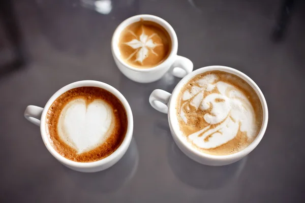 Кофе с дизайном — стоковое фото