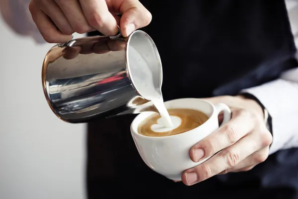 Barman making coffee — Stock Photo, Image