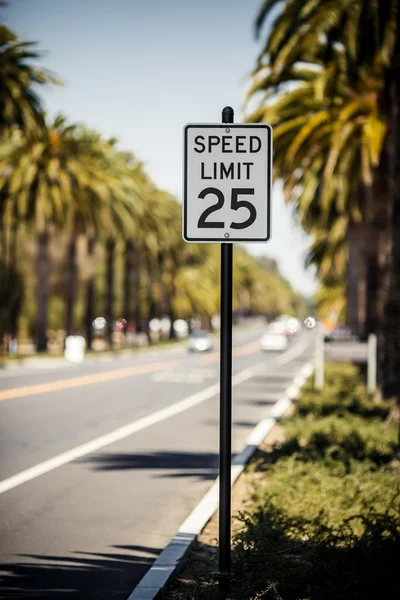 Maximumsnelheid 25 teken — Stockfoto