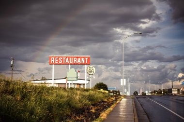 tarihsel rota 66 boyunca Restoran işareti
