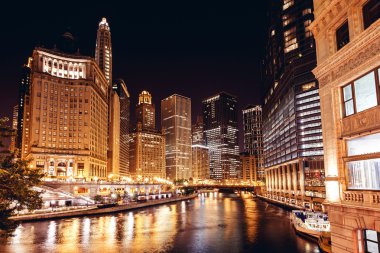 gece Chicago