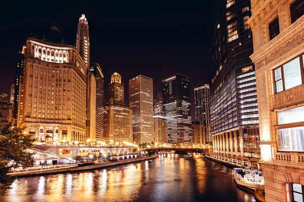 Chicago in der Nacht — Stockfoto