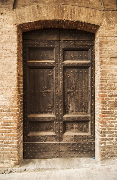 Italienische Tür — Stockfoto