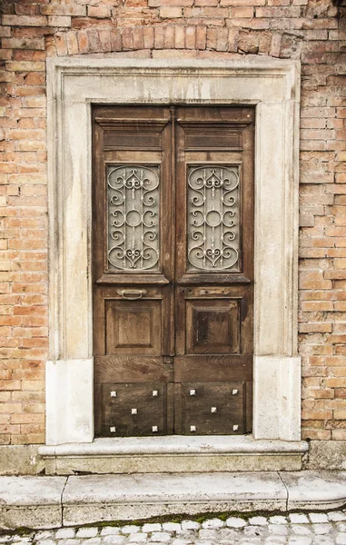 Porta italiana — Fotografia de Stock