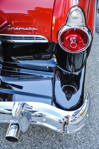 Eski bir Amerikan arabası — Stok fotoğraf
