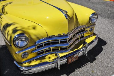 eski bir Amerikan arabası