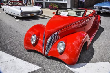 eski bir Amerikan arabası