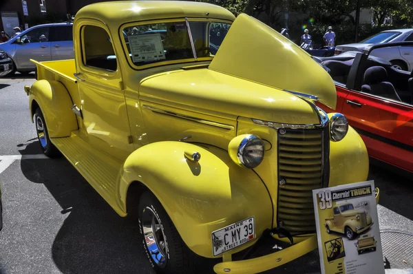 Antiguo coche americano — Foto de Stock