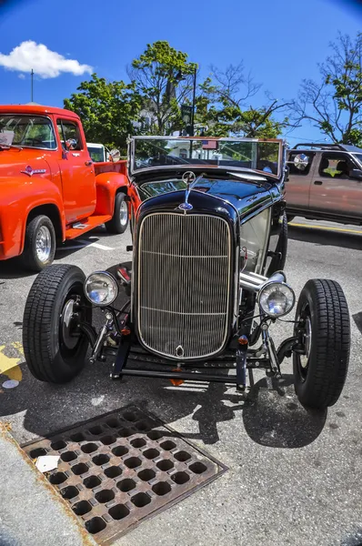 Oude Amerikaanse auto — Stockfoto