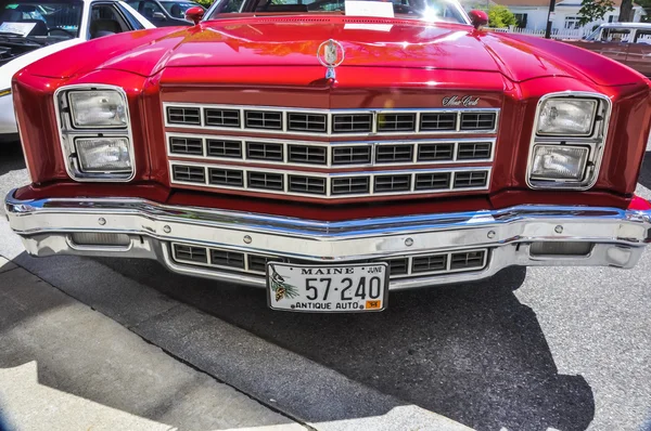 Oude Amerikaanse auto — Stockfoto