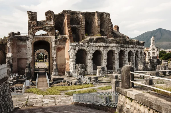 Roman amphitheatre — Stock Photo, Image