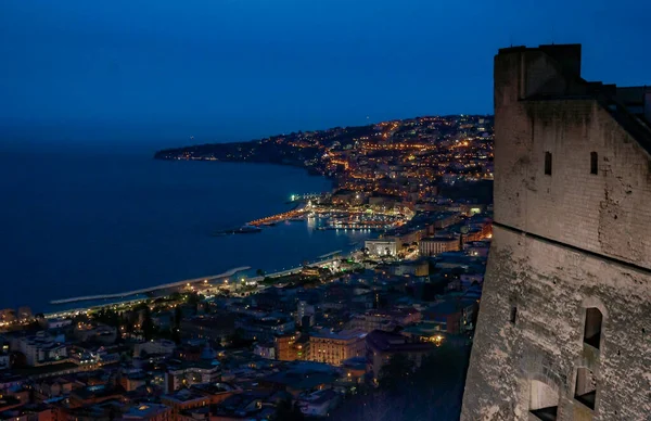 Pohled na Neapol v centru viděl bu hrad St Elmo, Neapol — Stock fotografie