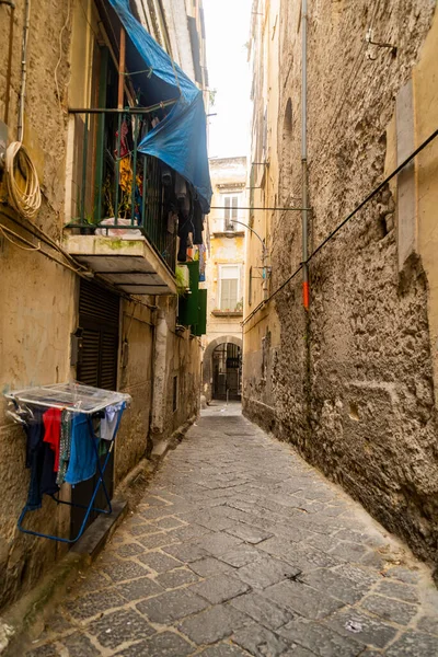 市内の古い部分で狭い通り 歴史的中心部 Ponecorvo ナポリ イタリア — ストック写真