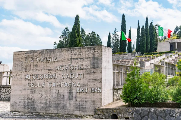 Mignano Montelungo Itália Cemitério Militar Que Contém Restos 974 Soldados — Fotografia de Stock