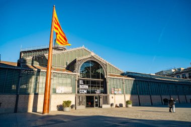 BARCELONA, İSPAN - 19 Aralık 2018: İspanya 'nın Katalonya bölgesindeki Barselona kentindeki El Born Centre de Cultura i Memoria veya Doğum Kültür ve Hafıza Merkezi
