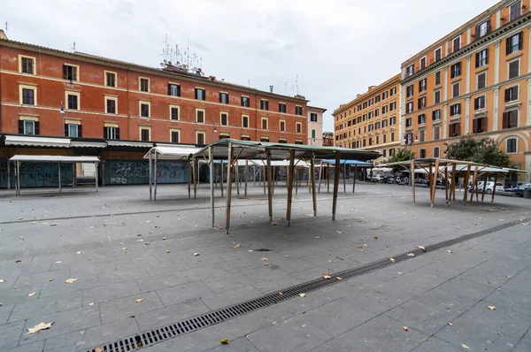 Piazza San Cosimato Rione Trastevere Market Close Rome Italy — Stockfoto