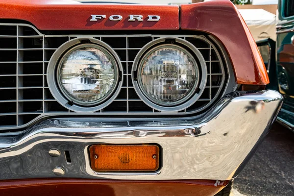 Сако Маин Июля 2016 Года Старый Американский Автомобиль Ежегодной Выставке — стоковое фото