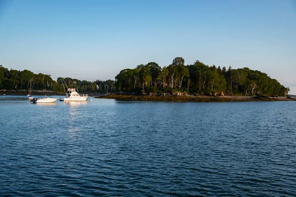 Boten Magazijn Een Steiger Aan Maine Kust Vissershaven — Stockfoto