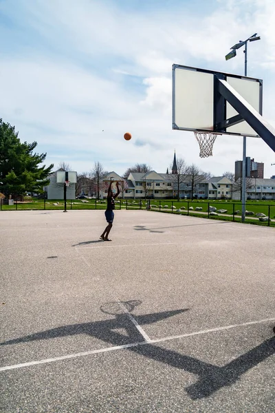 Portland Maine April 2022 Cute Teenager Iplaying Basketball Young Boy — Stockfoto