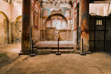 Napoli, İtalya yakınlarındaki Herculaneum kazısının manzarası