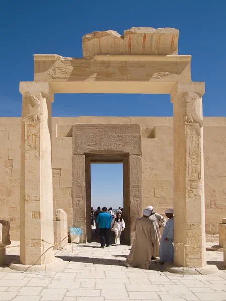 Chrám královny Hatšepsut v Luxoru — Stock fotografie