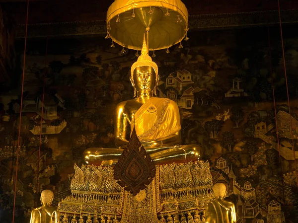 Wat Pho tilbagelænet buddha - Stock-foto