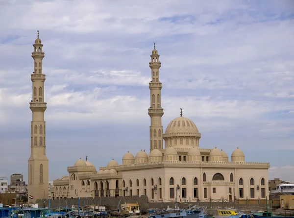 Марина-мечеть в Хугаде — стоковое фото