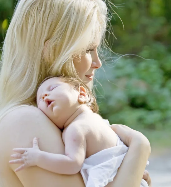 Portret mame și bebeluși — Fotografie, imagine de stoc