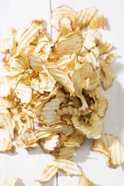 Dried apple-chips — Stock Photo, Image