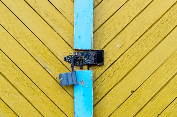 The old opened padlock — Stock Photo, Image