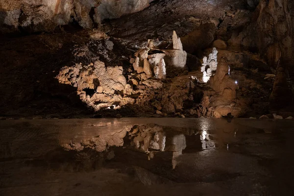 Внутрішня Печера Липа Поблизу Міста Cetinje Чорногорії — стокове фото