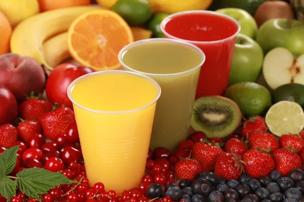 Färska smoothies — Stockfoto