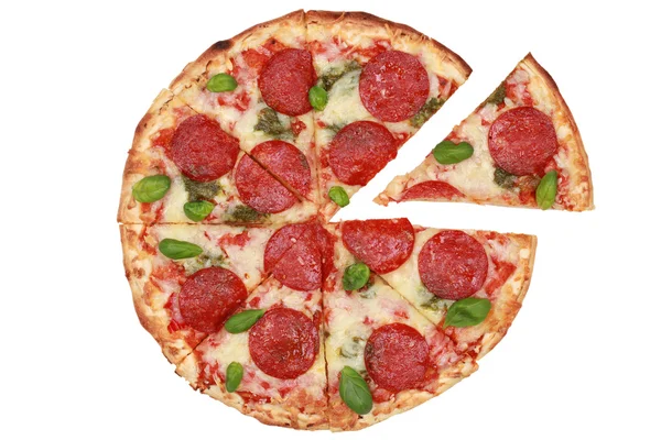 Нарізаний пепероні піци — стокове фото