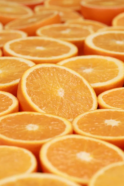 Нарезанные апельсины — стоковое фото