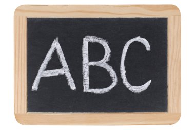 harf abc okulda bir kara tahta üzerinde